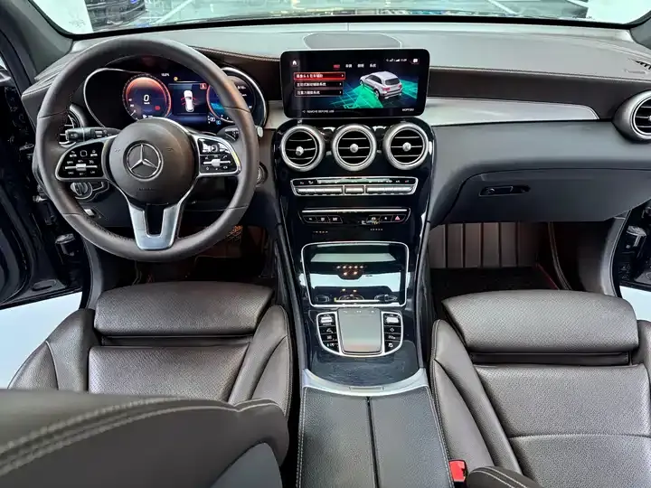Mercedes Benz GLC 2022 GLC 260 L 4MATIC Dynamic 11