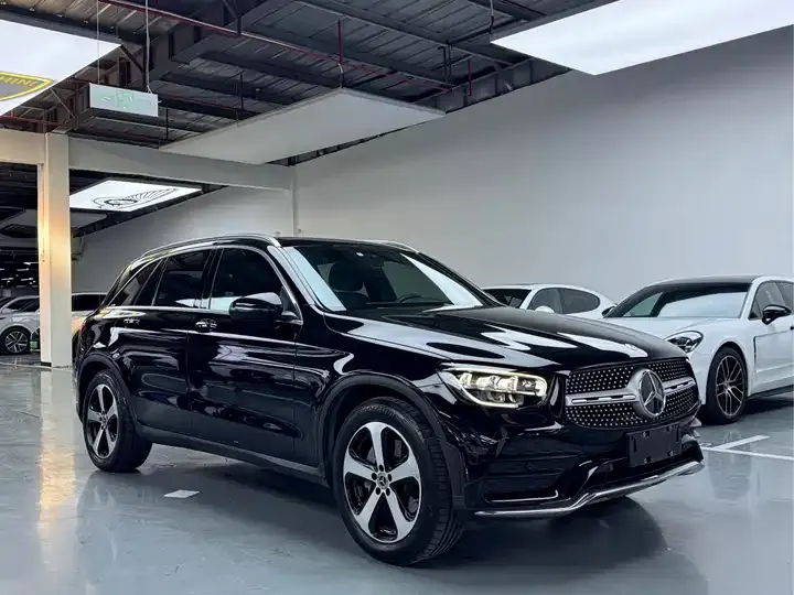 Mercedes Benz GLC 2022 GLC 260 L 4MATIC Dynamic 3