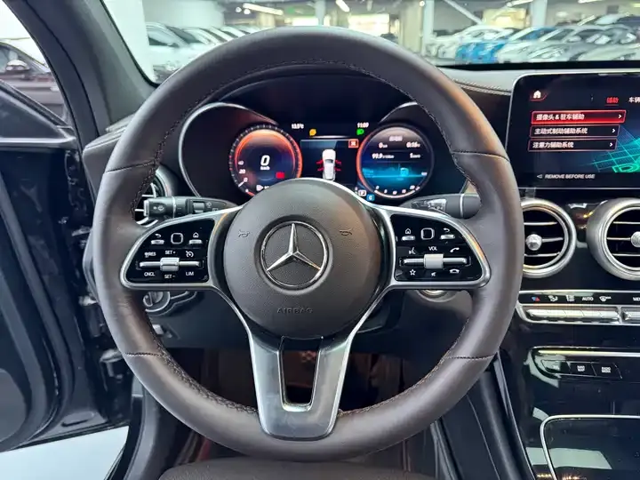 Mercedes Benz GLC 2022 GLC 260 L 4MATIC Dynamic 8