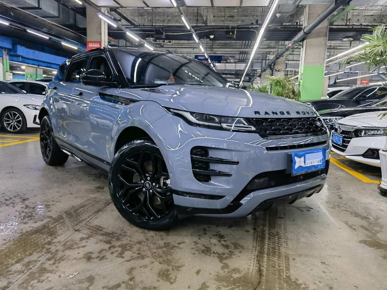 Land Rover 2020 Range Rover Aurora 48V 2.0T 249PS R-DYNAMIC SE Sports Technology Edition Automatic Gear 3