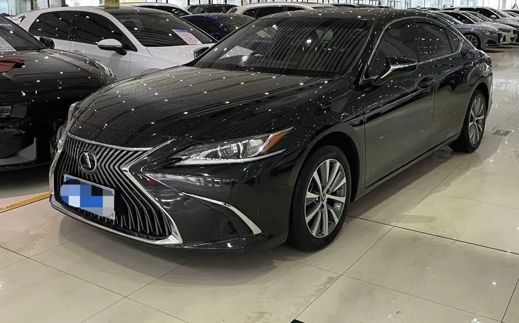 Lexus ES (Imported) 2020 ES200 2.0 Stepless Premium Edition Automatic Gear - View 1