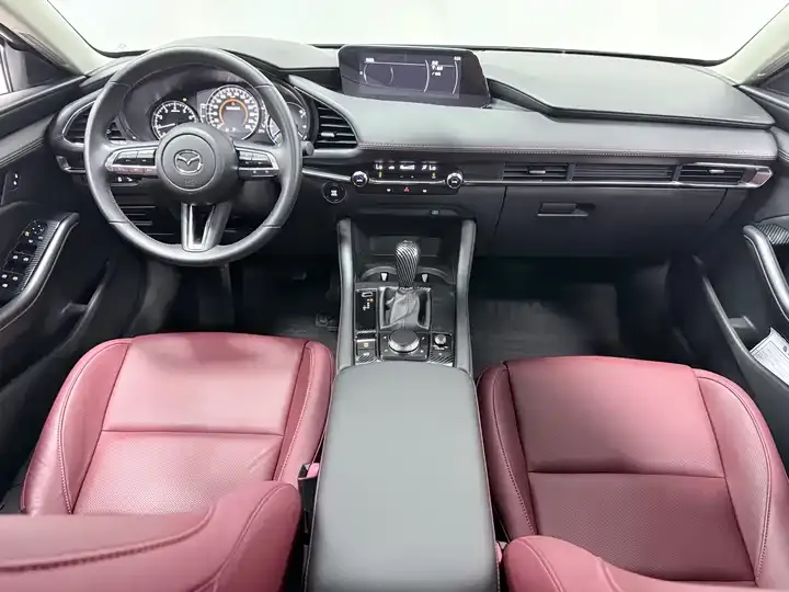 Mazda 3 Onksera 2023 2.0L Automatic Quality Elegant Edition 8