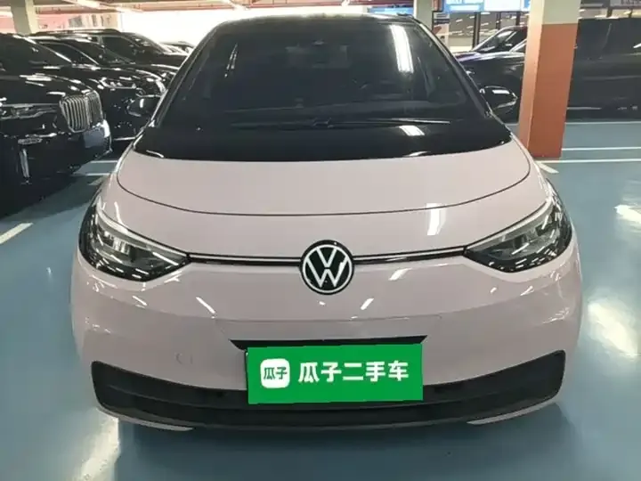Volkswagen ID. 3 2023 Model Pure Smart Edition 3
