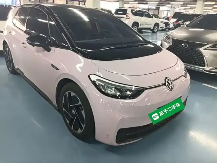 Volkswagen ID. 3 2023 Model Pure Smart Edition 4