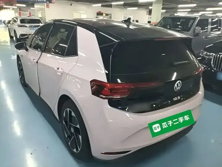 Volkswagen ID. 3 2023 Model Pure Smart Edition 5
