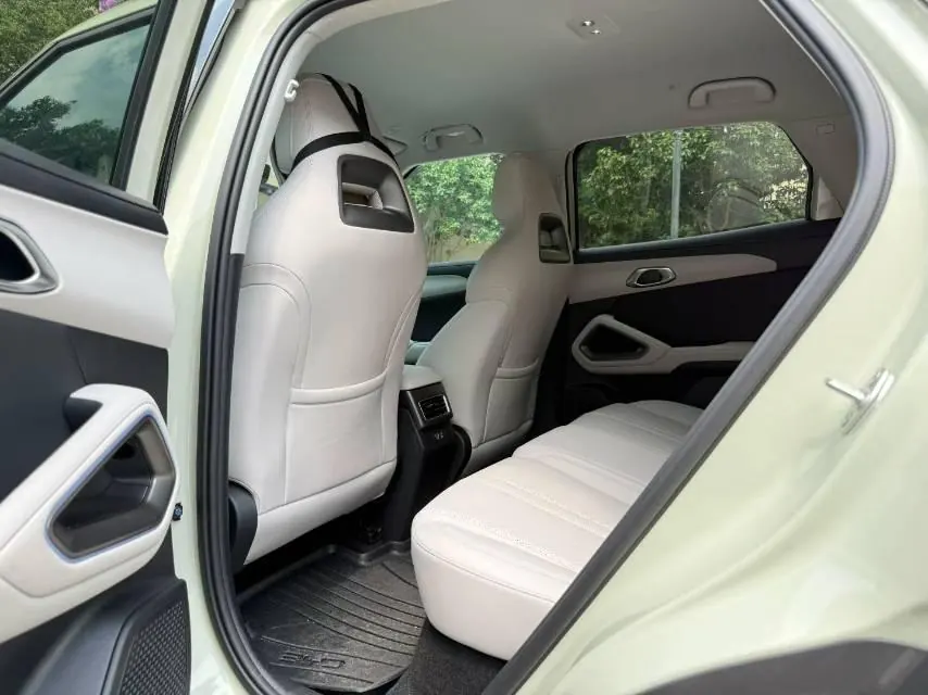 BYD 2025 Yuan UP Smart Driving 401KM Vital Automatic Gear 7