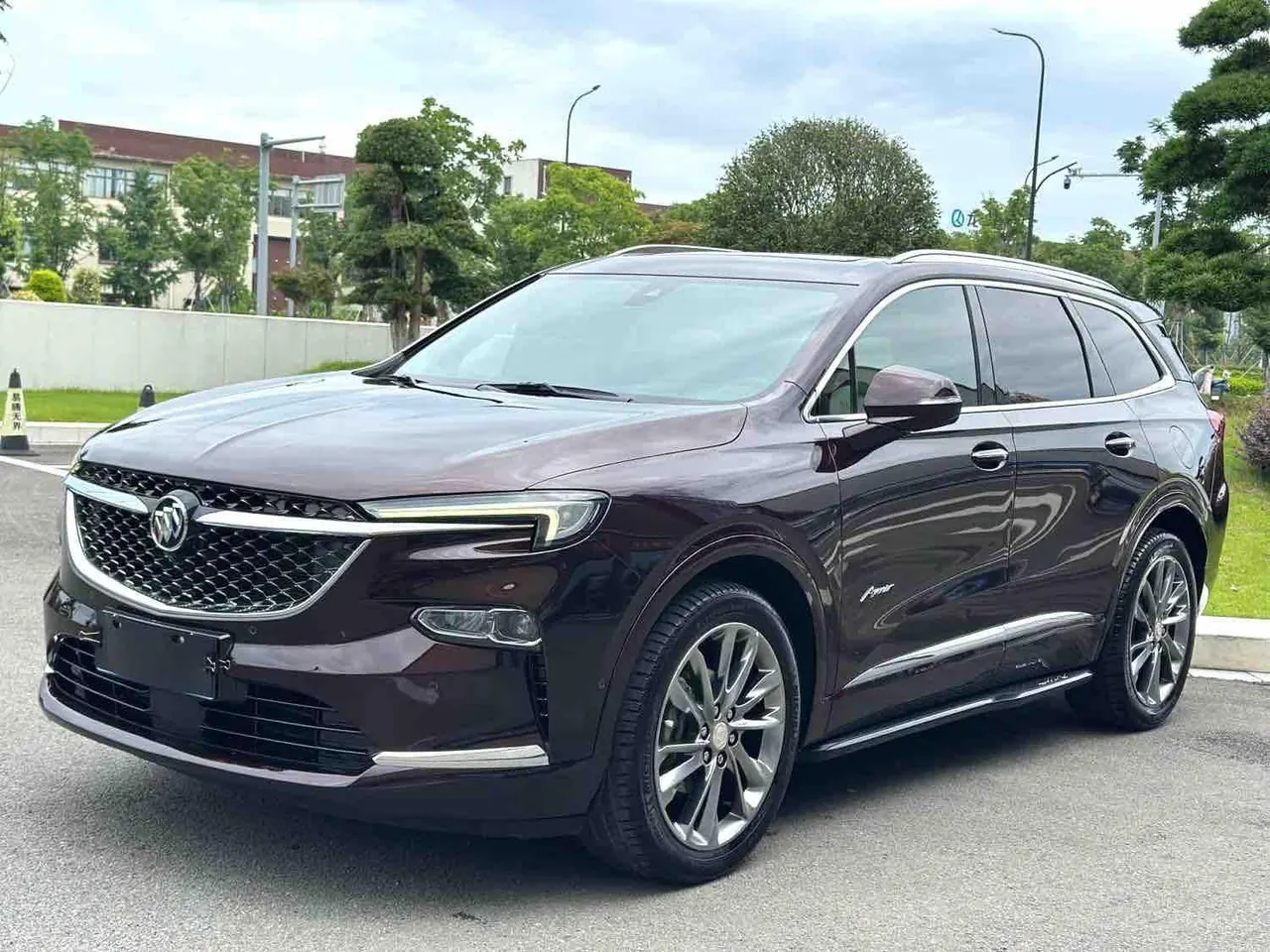 Открыть галерею: Buick 2020 Angke Flag Avenir 2.0T 28T Four-wheel Drive Avenir Avia Automatic Gear