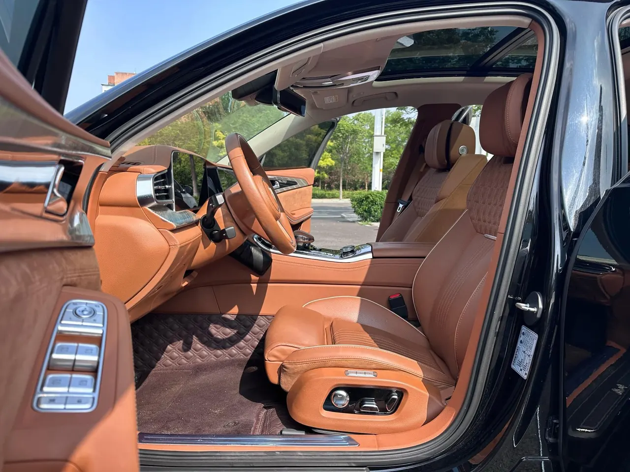 HongQi 2020 H9 48V 2.0T Zhilian Qi Chang Edition Automatic Gear 5