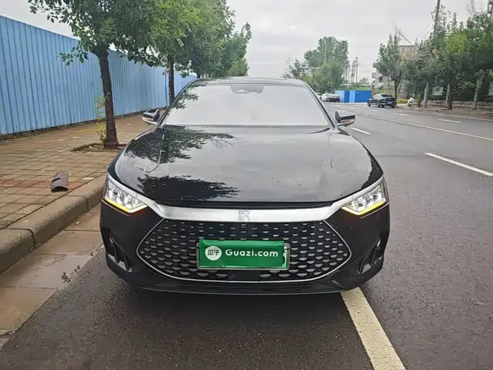 Han 2023 DM-i Champion Edition 121KM Honorable Model 3