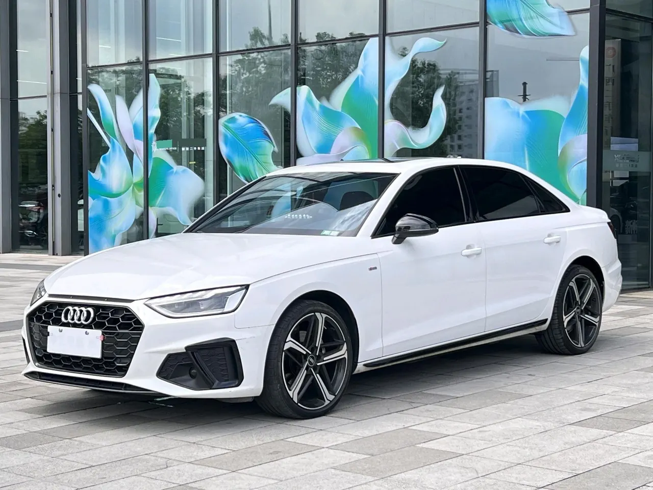 Audi 2024 A4L 2.0TFSI 40TFSI Deluxe Dynamic Automatic - View 1