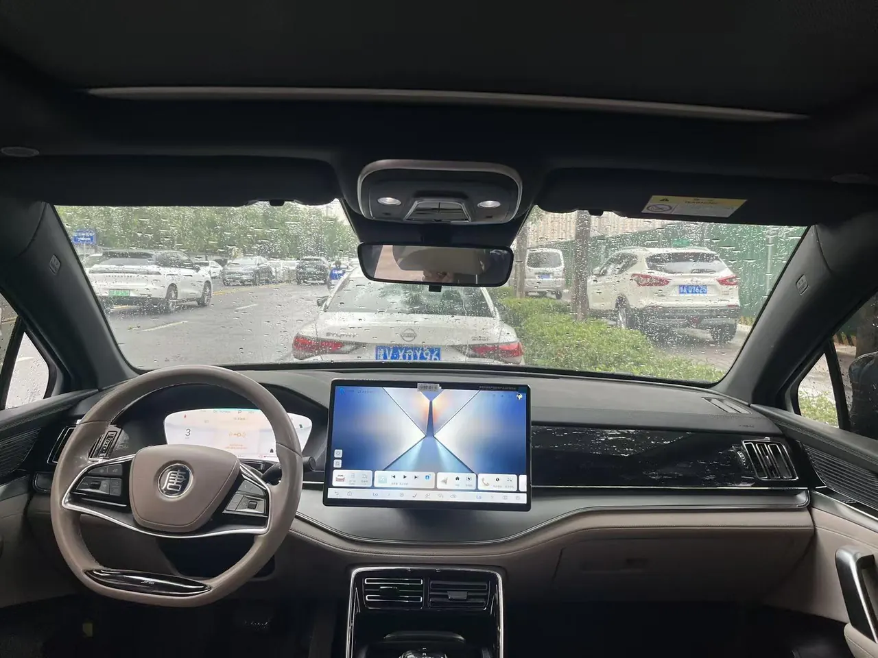 BYD Tang New Energy 2024 Tang DM-i 1.5T Stepless Glory Edition 112KM Honorable Automatic Gear 3