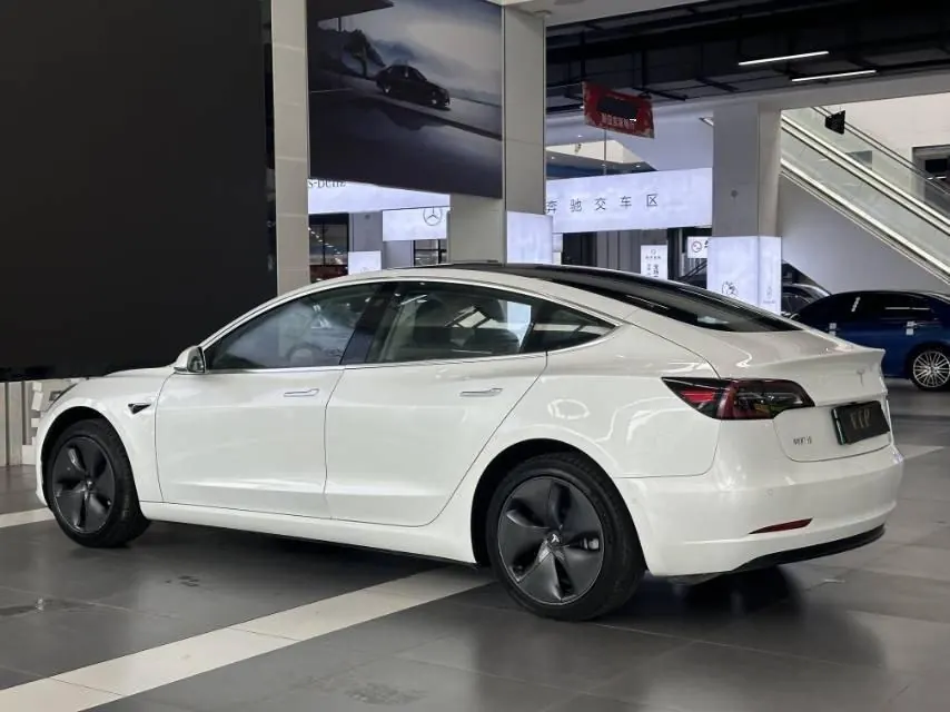 Tesla 2020 Model 3 Standard Endurance Rear Drive Upgraded Automatic Gear 7