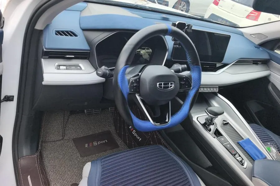 Geely 2021 xingrui 2.0T distinguished model (modified) automatic gear 5