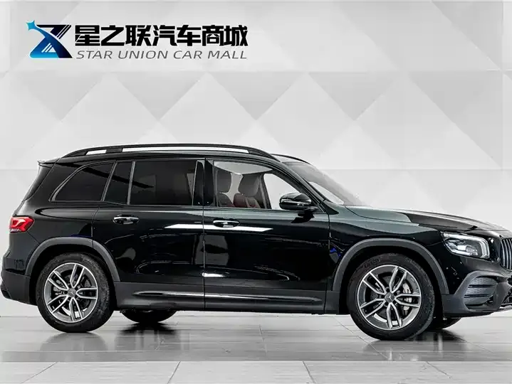 Mercedes Benz GLB AMG 2023 AMG GLB 35 4MATIC 5
