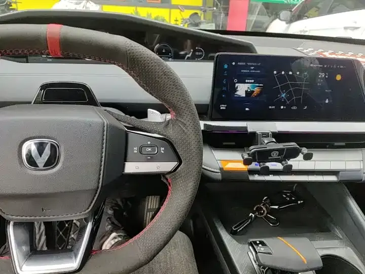 ChangAn UNI-V 2023 1.5T Honorable Model 10
