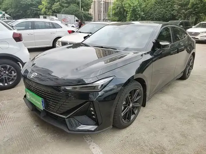 ChangAn UNI-V 2023 1.5T Honorable Model 2