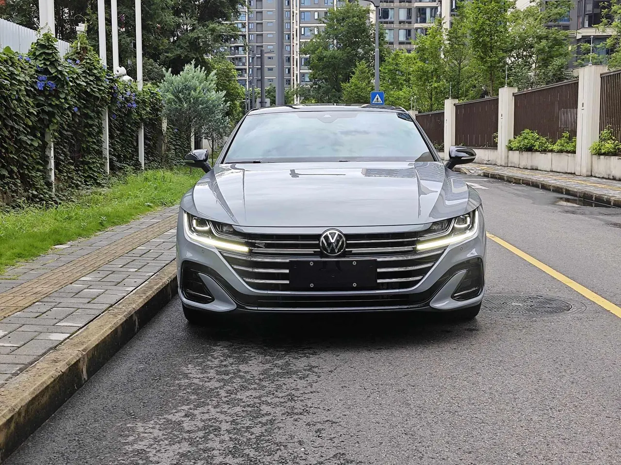 Volkswagen 2024 CC 2.0TSI 380TSI eye-catching automatic transmission 13