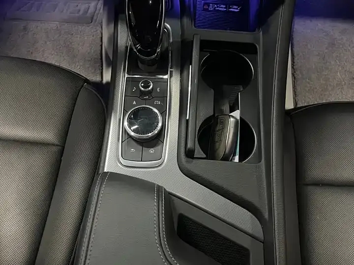 Cadillac CT5 2024 28T Luxury Pro 12