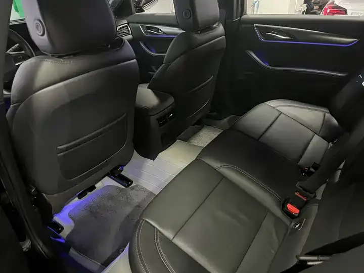 Cadillac CT5 2024 28T Luxury Pro 6