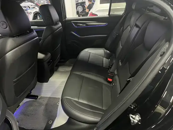 Cadillac CT5 2024 28T Luxury Pro 7