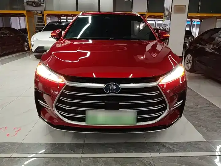 Tang New Energy 2021 DM-i 112km Flagship Model 3