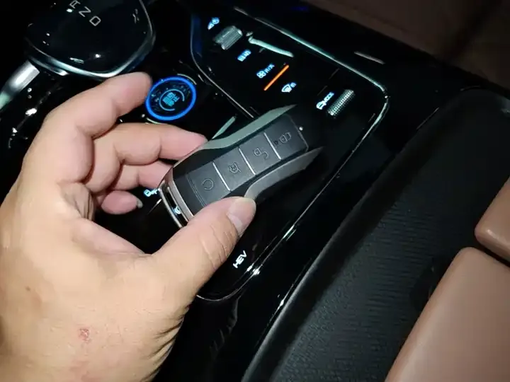 Tang New Energy 2021 DM-i 112km Flagship Model 9