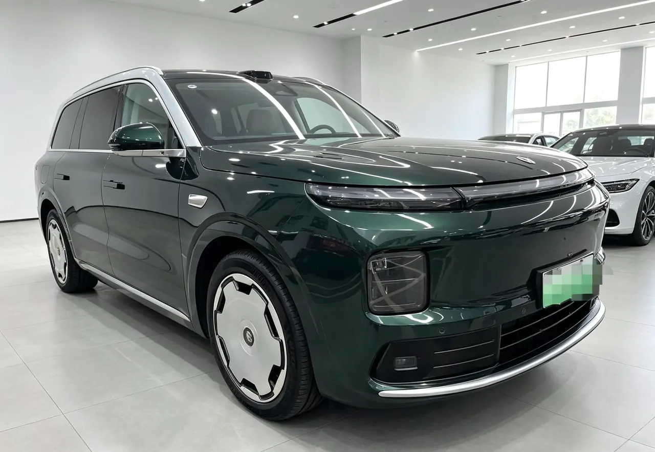 Leapmotor 2026 D 19 500 Zhizun Edition 6-seat Automatic Gear 3