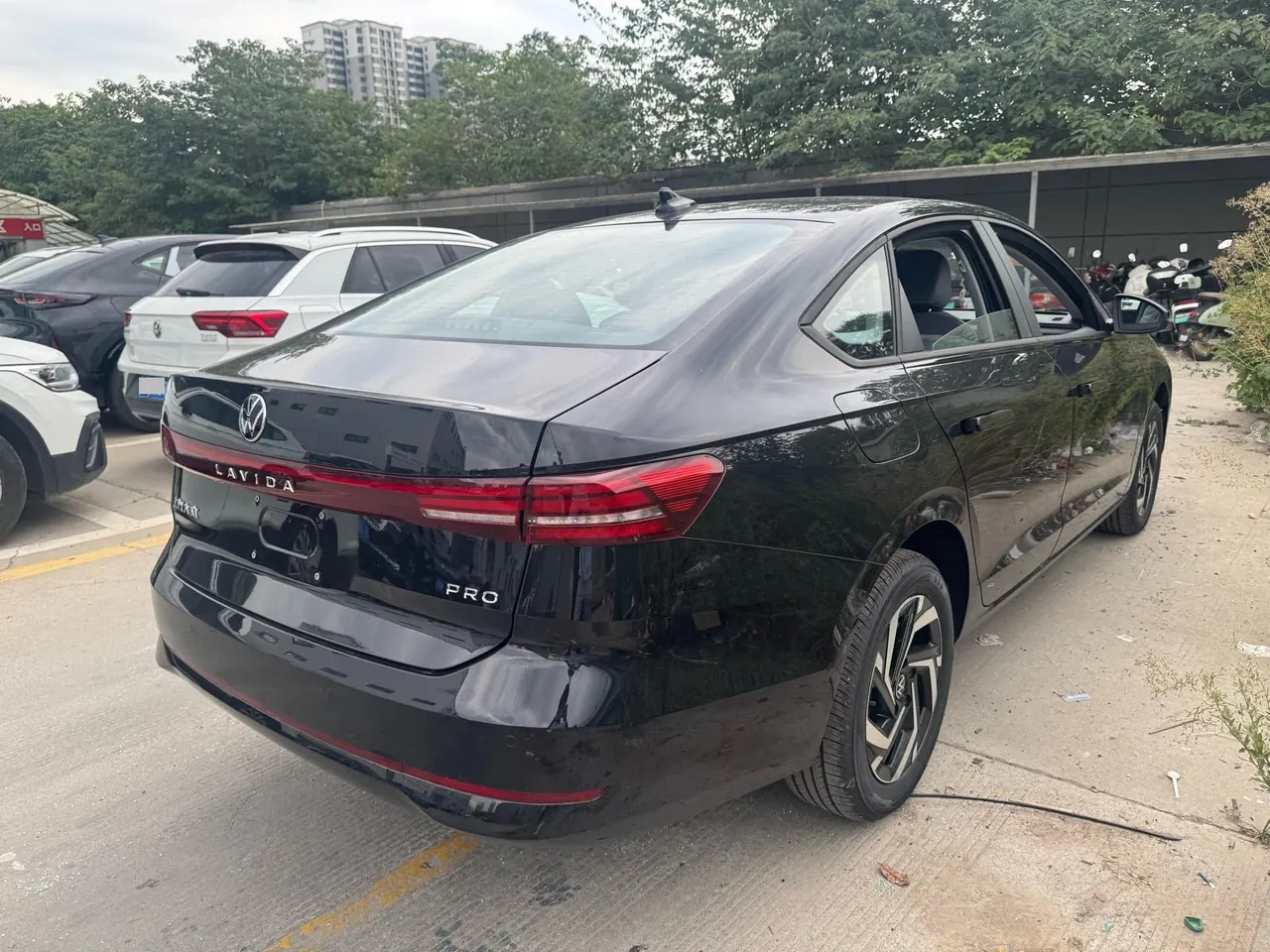 Volkswagen 2026 Lavida Pro 1.5 6 Million Edition Automatic Gear 2