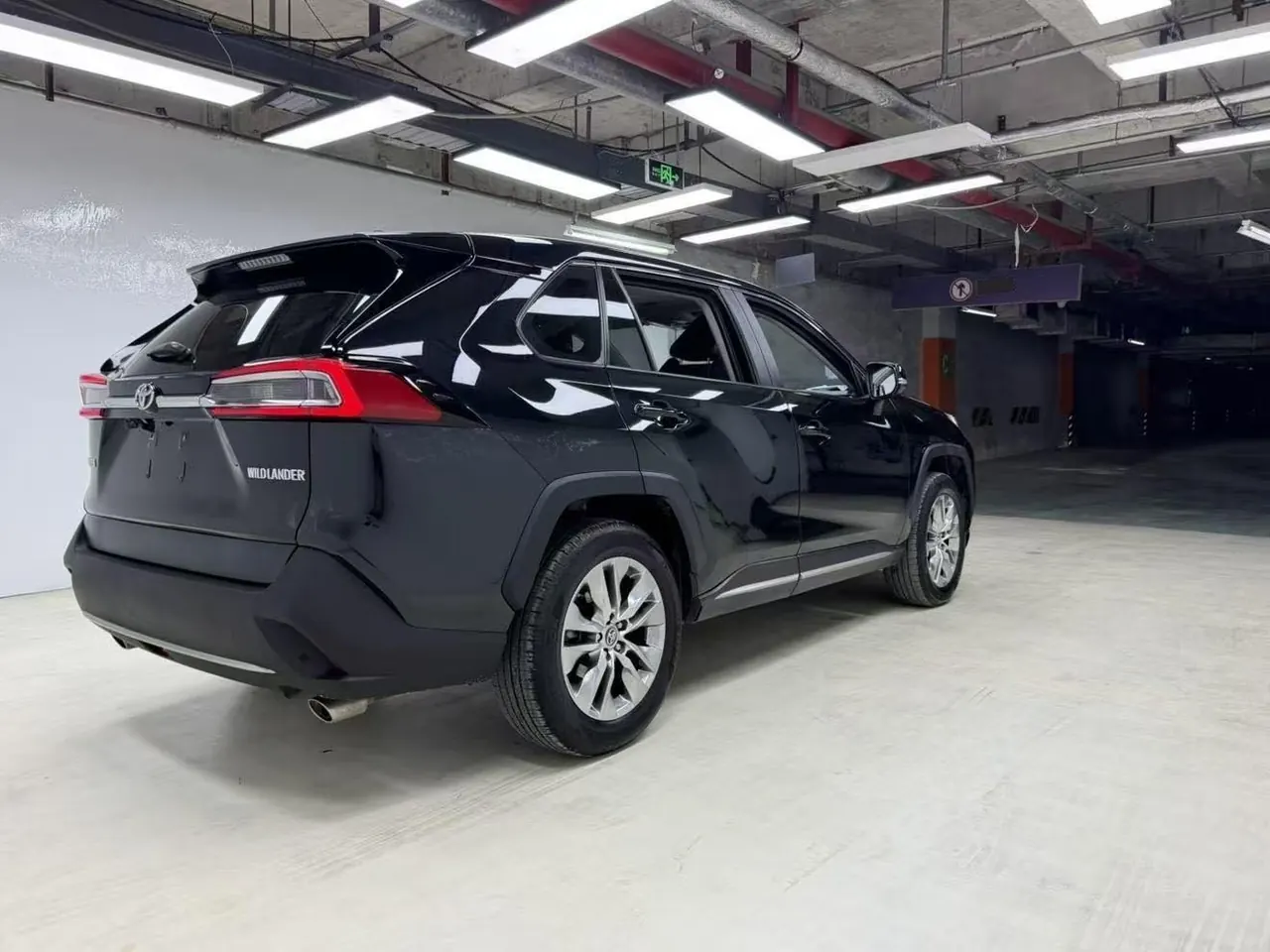 Toyota 2020 Willanda 2.0 Stepless Two-Drive Deluxe Automatic Gear 5