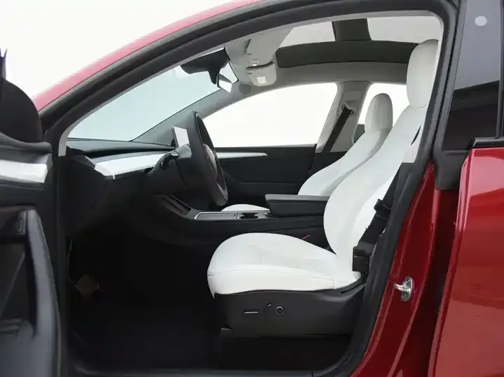 2022 Model Y Refreshed Rear-Wheel-Drive Version 8