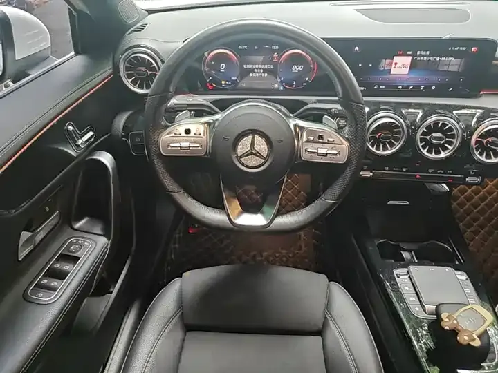 Mercedes Benz A- Class 2022 Model Facelift Three A 200 L Sport Sedan Fashion Version 11