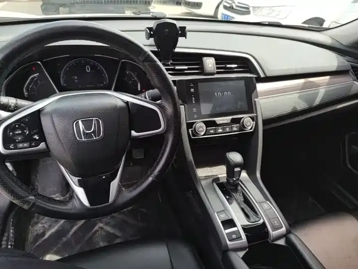 Civic 2019 220TURBO CVT Dynamic Edition Country VI 10