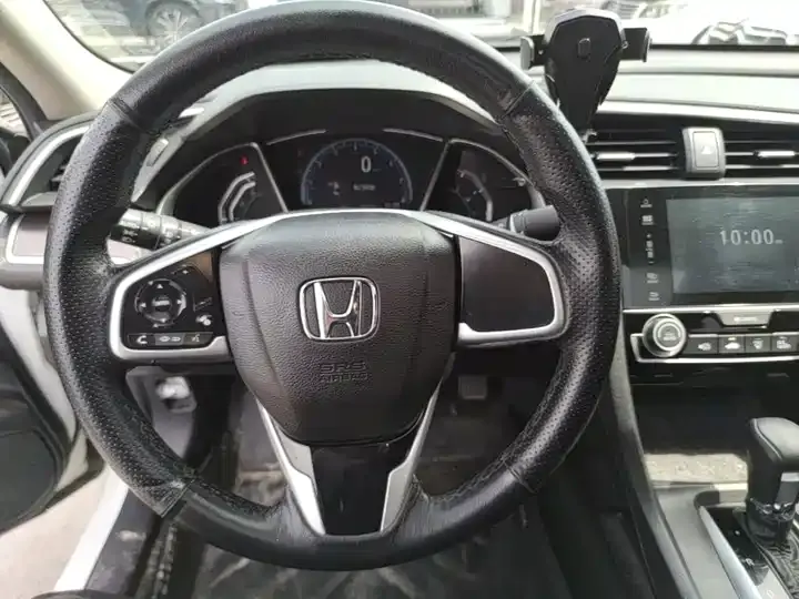 Civic 2019 220TURBO CVT Dynamic Edition Country VI 11