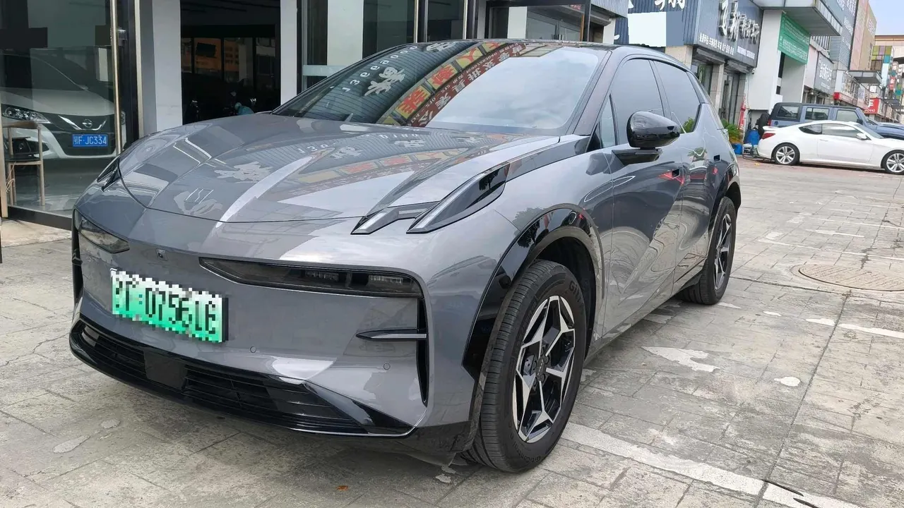 Открыть галерею: Zeekr 2025 Zeekr X five-seat rear-drive automatic gear