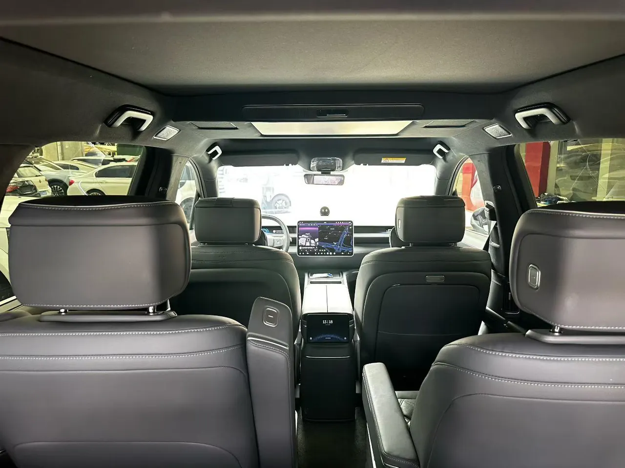 NIO 2026 ES8 6-seat executive deluxe automatic gear 4