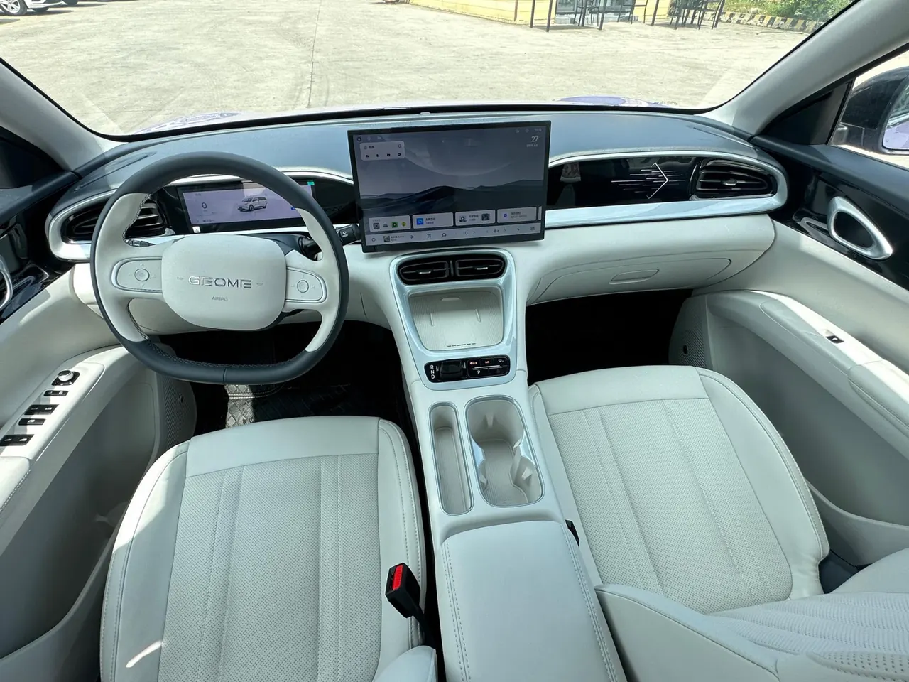 Geely 2025 Star Wish UP 410km Discovery Edition Automatic Gear 8