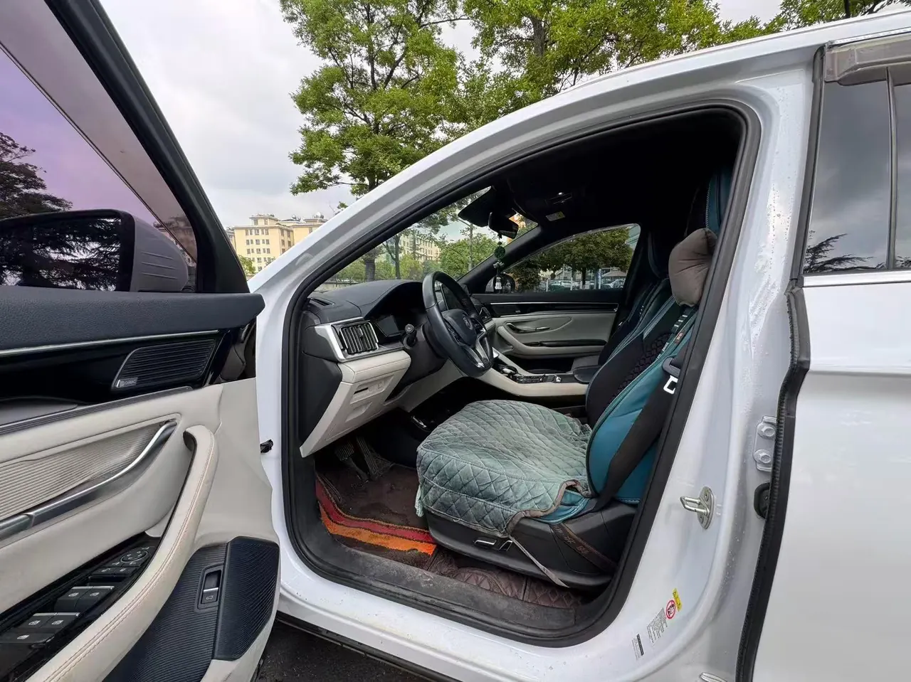 BYD Song PLUS New Energy 2021 Song PLUS DM-i 1.5 Stepless 51KM Honorable Automatic Gear 9