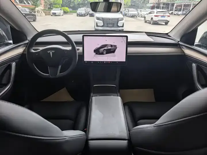 2022 Model Y Rear-Wheel Drive Edition 12