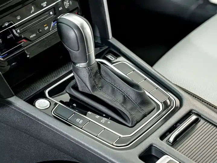 Magotan 2026 30 million selected 380TSI DSG luxury model 11