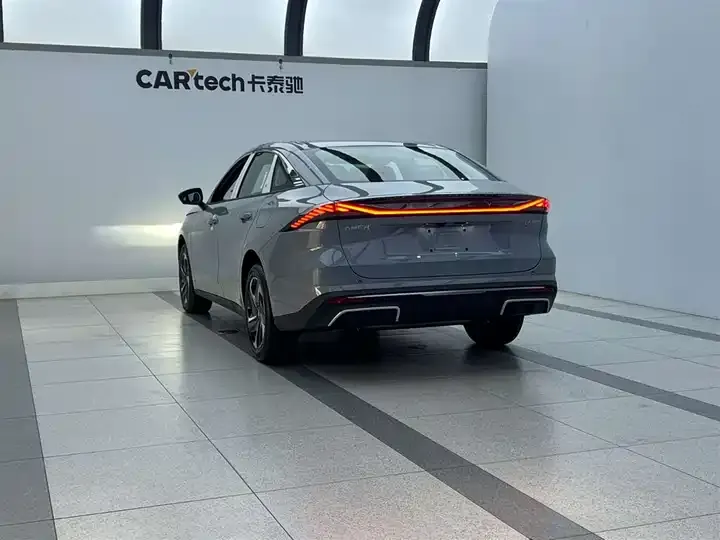 Galaxy L6 2025 EM-i 140km Discovery Edition 4