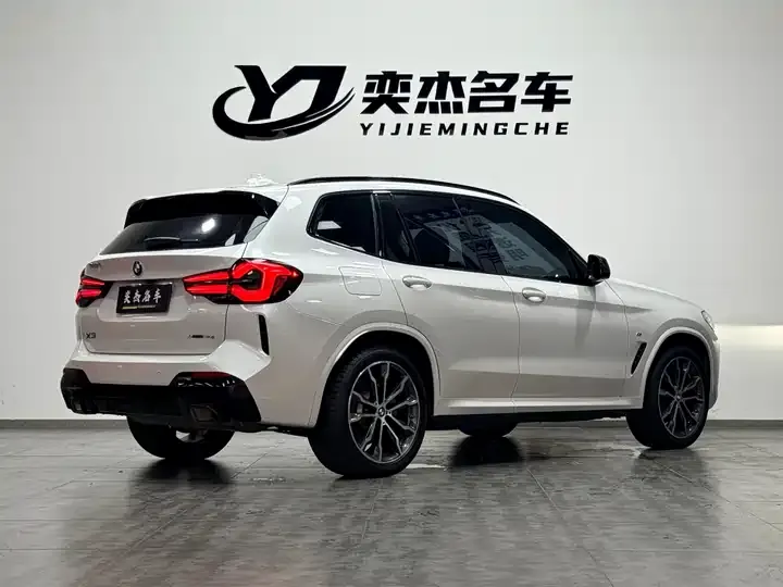 BMW X3 2022 xDrive30i Leading M Obsidian Night Suit 7