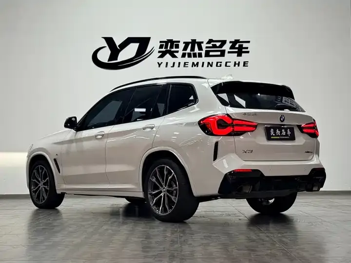 BMW X3 2022 xDrive30i Leading M Obsidian Night Suit 9