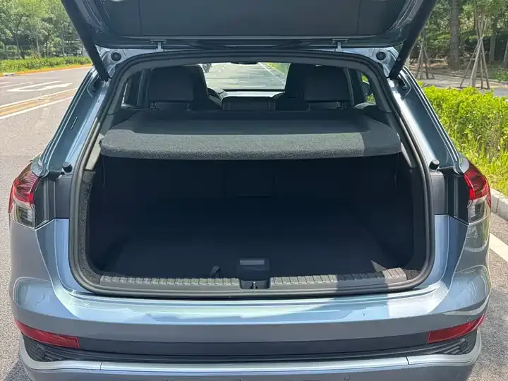 Audi Q4 e-tron 2023 50 e-tron quattro Edition 7