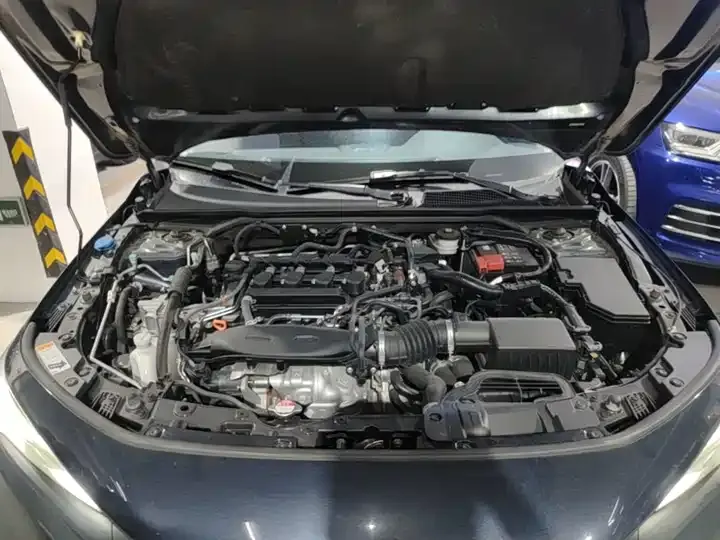 Civic 2022 240TURBO CVT Dynamic Edition 11