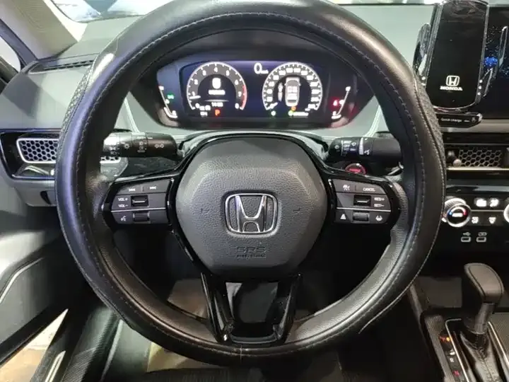 Civic 2022 240TURBO CVT Dynamic Edition 3