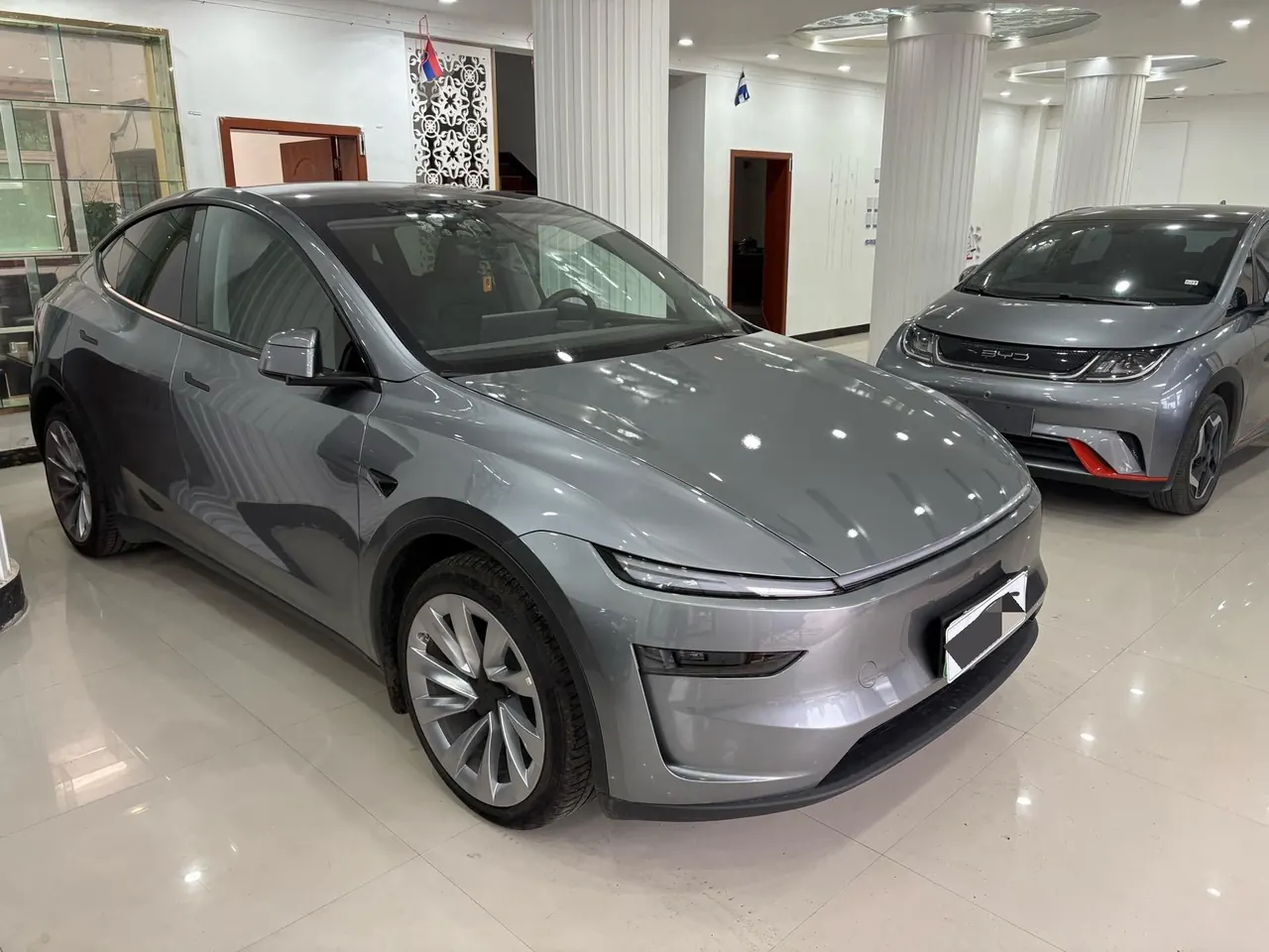 Tesla 2025 Model Y long endurance all-wheel drive version (modified) automatic gear 2