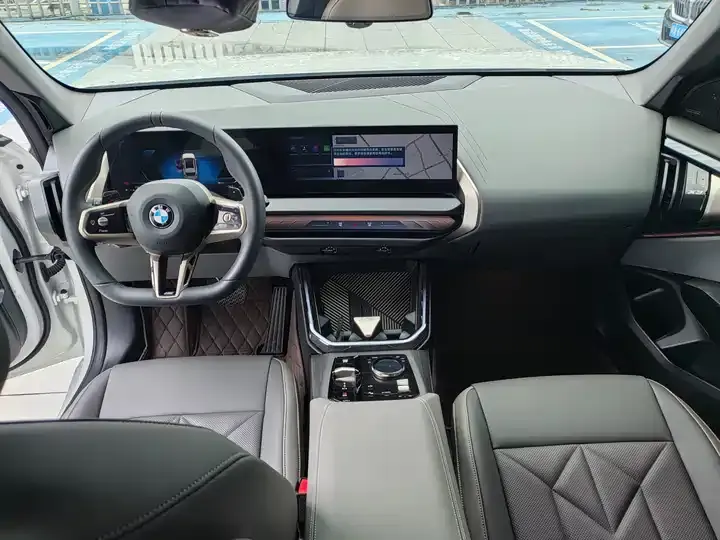 BMW X3 2025 xDrive30L Leading M Sports Suit 8