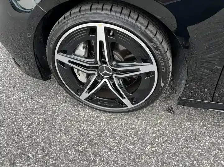 Mercedes Benz Class A AMG 2025 AMG A 35 L 4MATIC 11