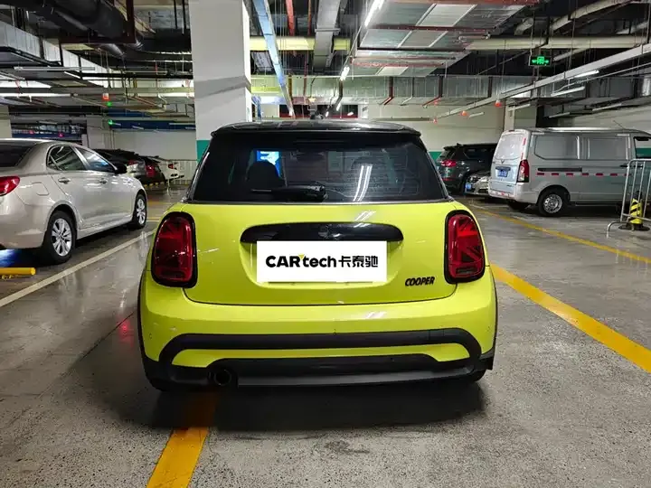 MINI 2023 1.5T COOPER ARTIST 9