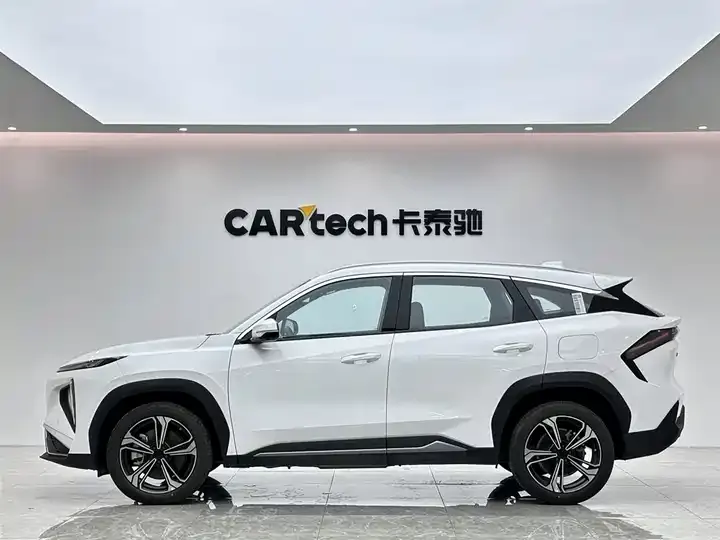 Galaxy L7 2025 EM-i 115km Discovery Edition 7